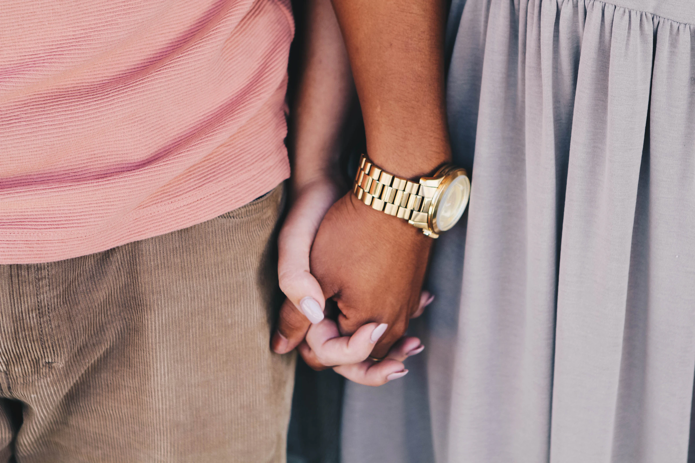 Lareised Leneseur_1753947955030_unsplash_id_v6rDTYY8LIg.webp